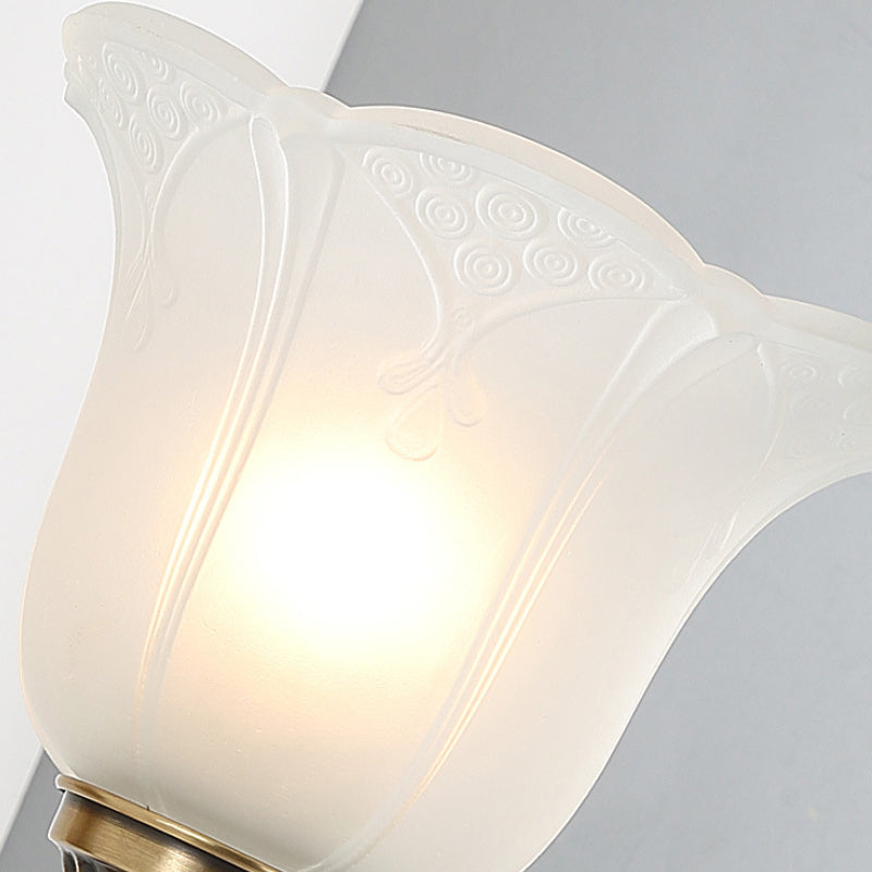 Moup de support en laiton métallique Sparted 1/2-Light Classic Élégant élégant luminaire mural avec Opal Glass Petal Shade