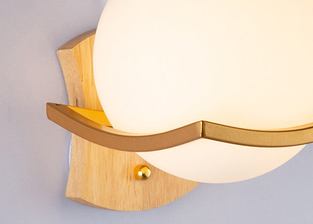 Nordic Postmodern Ball Single Head Glass Led White Wall Lamp