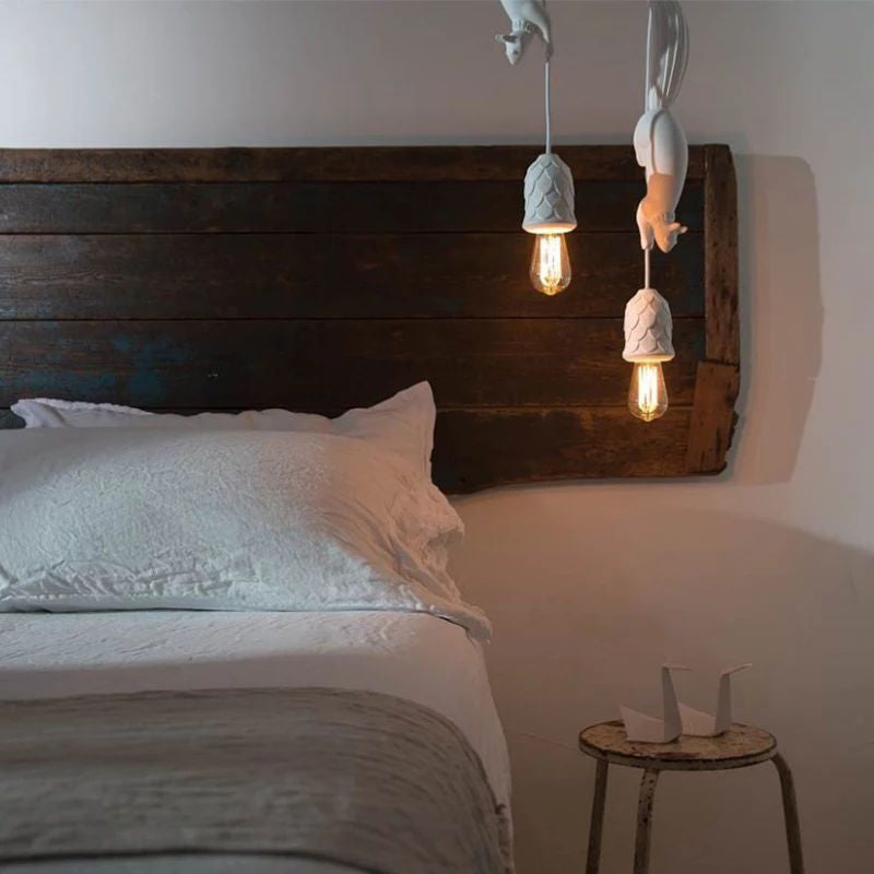 Modélisation d'écureuil en résine Single Bulbe suspension de la lumière macaron de style moderne pour chambre à coucher