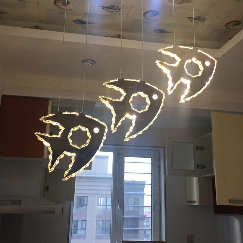 CROME FISH CUCTA COMPANDO MODERNISMO LED CRISTAL LED ILUMINACIÓN DE ILUMBACIÓN DE ILUMBACIÓN CALIENTE EN LUZ CALOR/BLANCA