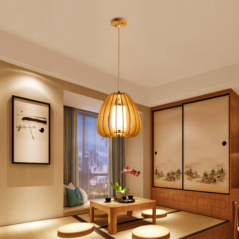 Beige Birne Hanging Lampe zeitgenössische 1 Kopfholzdecke Anhänger Licht für das Restaurant