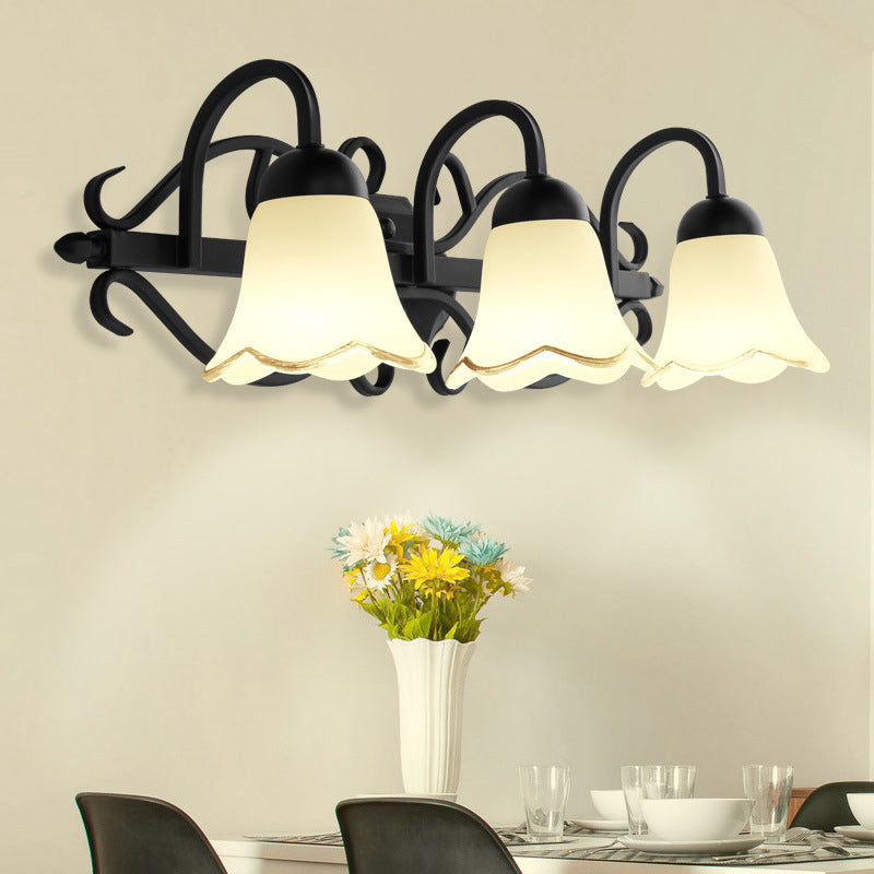 Traditional Style Shaded Wall Mounted Lighting Glass Wall Mounted Light in Black