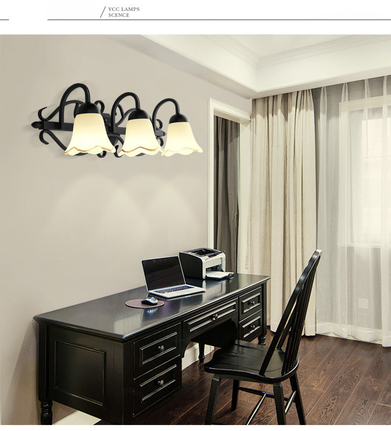 Traditional Style Shaded Wall Mounted Lighting Glass Wall Mounted Light in Black