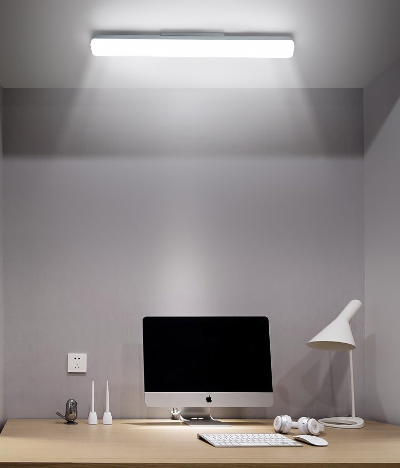 Lámpara de tocador LED de estilo minimalista lámpara lineal metálico espejo montado en la pared delantera para el baño