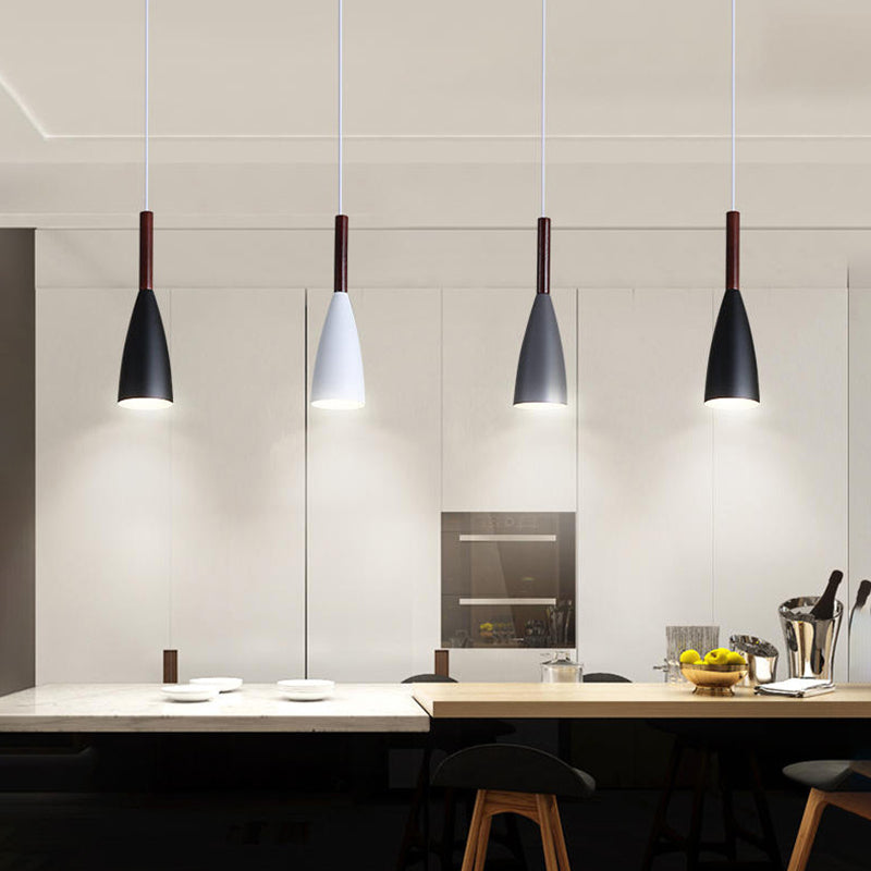 Ultra-moderne sich verjüngte Anhänger-Beleuchtungskörper metallische Hanglampe mit Hangschnur für das Restaurant