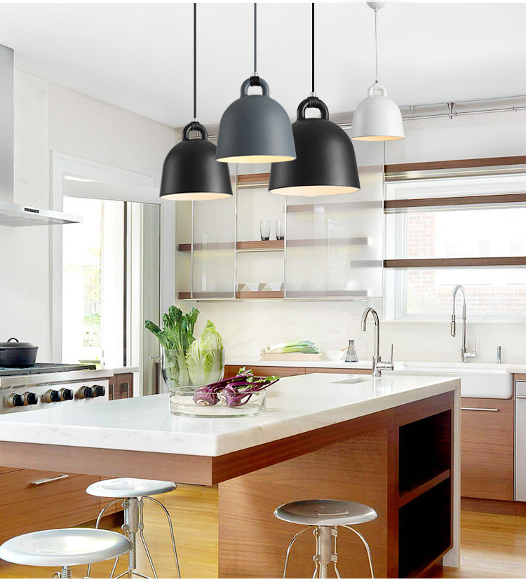 Resina de macarrones de estilo nórdico lámpara colgante de hojas de mano con forma de accesorio de iluminación de suspensión de 1 luces para dormitorio