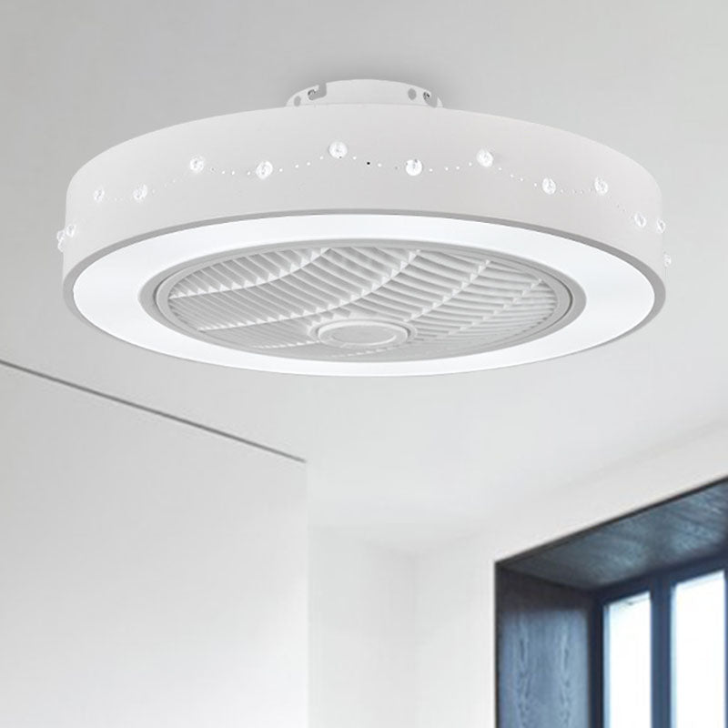 LED -Trommel/Box -Lüfter leichte minimalistische geschnitzte Kristall unsichtbare Klingen Deckenlampe in Weiß