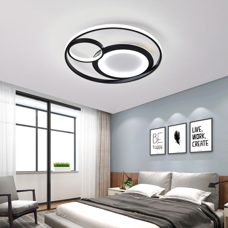Minimalist LED Flush Mount Ceiling Fixture Black Circle Flush Mount Lighting with Metal Shade