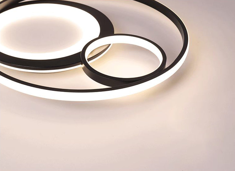 Minimalist LED Flush Mount Ceiling Fixture Black Circle Flush Mount Lighting with Metal Shade