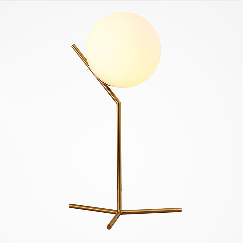 Lámpara de mesa de globo de vidrio blanco estilo Nordic Simplicity Fexting de iluminación de dormitorio en oro electrochado