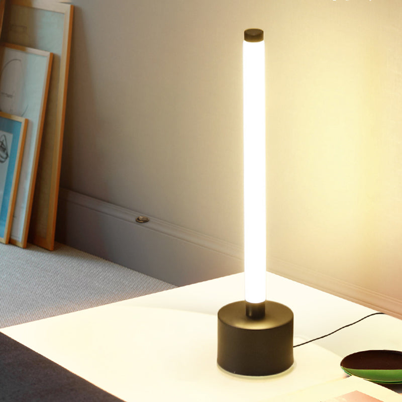 Semplice lampada da comodino a LED tubolare a LED lampada da comodino acrilico con interruttore on-off