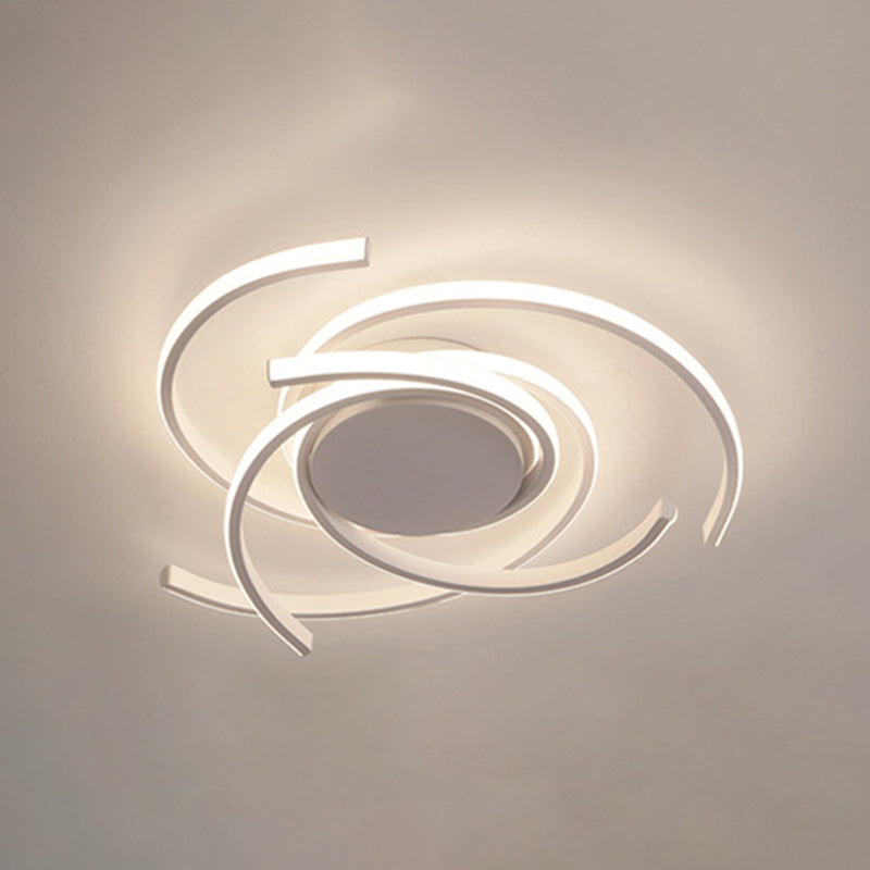 Lámpara empotrada en el techo con sombra de metal, lámpara LED de estilo minimalista montada en el techo