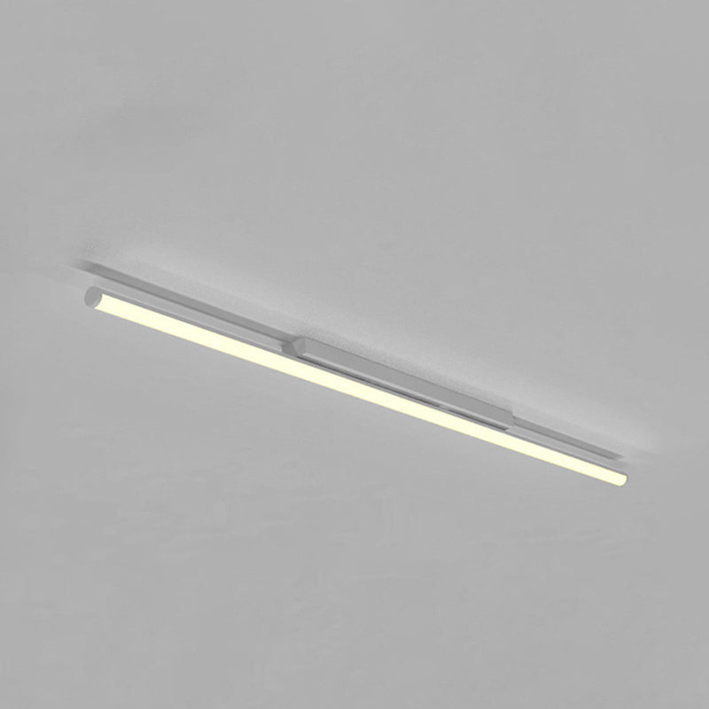 Lineare Deckenleuchte im minimalistischen Stil, LED-Beleuchtung aus Metall in Deckennähe
