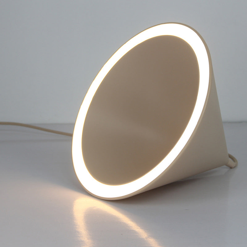 Dinning Room LED Hanging Light Fixture Simple Style Hanging Ceiling Light with Cone Metal Shade