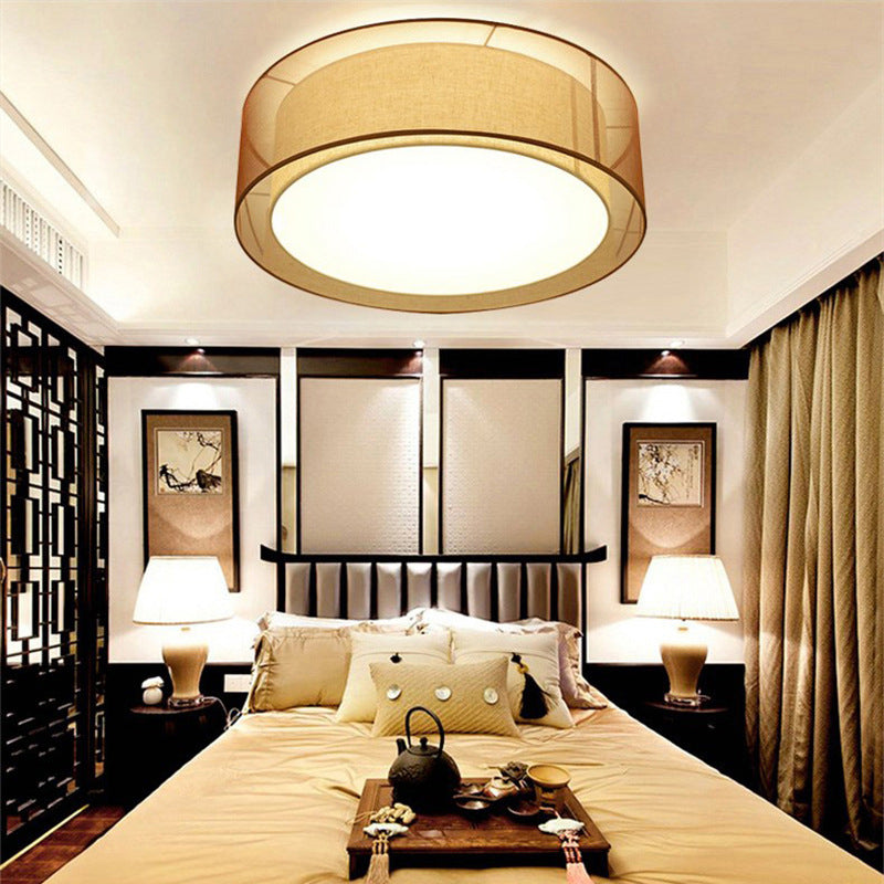 Lámpara de techo de montaje empotrado con sombra de café, dormitorio tradicional de tela cerca de la lámpara de techo