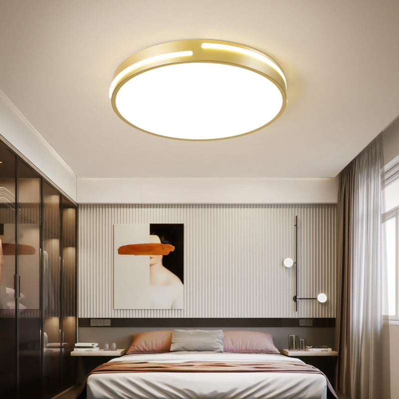 Modern Minimalist Metal Flush Mount Deckenleuchte Runde Form LED Flush Mount Lighting for Bedroom