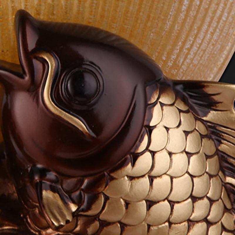 Montaggio a parete di pesce oro Lucile in resina in resin