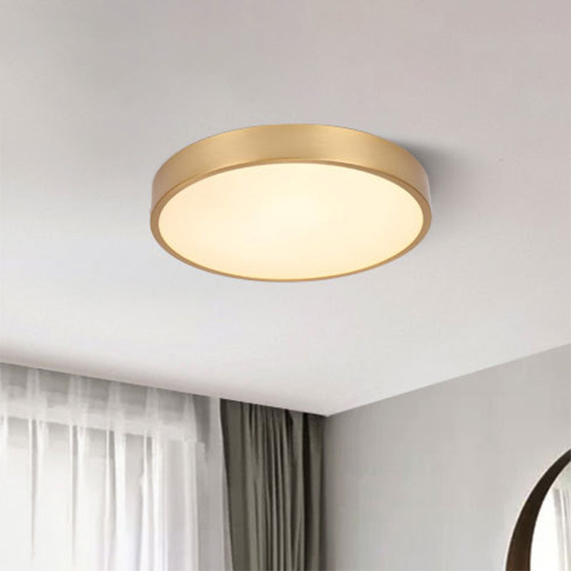 Modern Minimalist Metal Flush Mount Deckenleuchte Runde Form LED Flush Mount Lighting for Bedroom