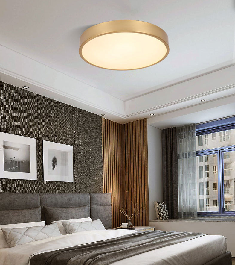 Modern Minimalist Metal Flush Mount Deckenleuchte Runde Form LED Flush Mount Lighting for Bedroom