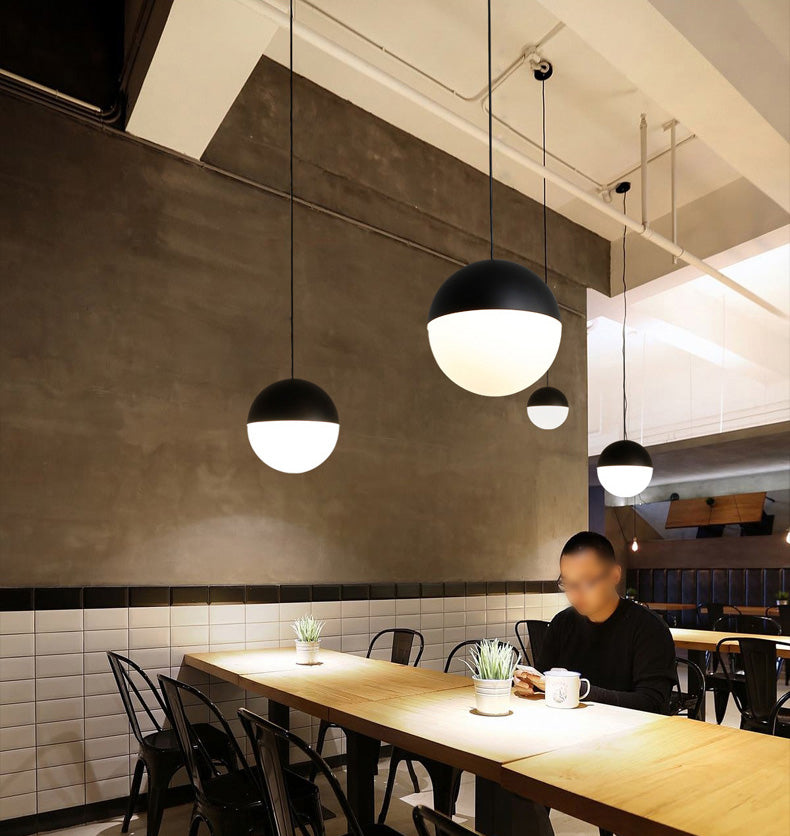 Sospensione di vetro a 1 luci a forma di sfera in bianco e nero Luce di sospensione in vetro a 1 luce per ristorante