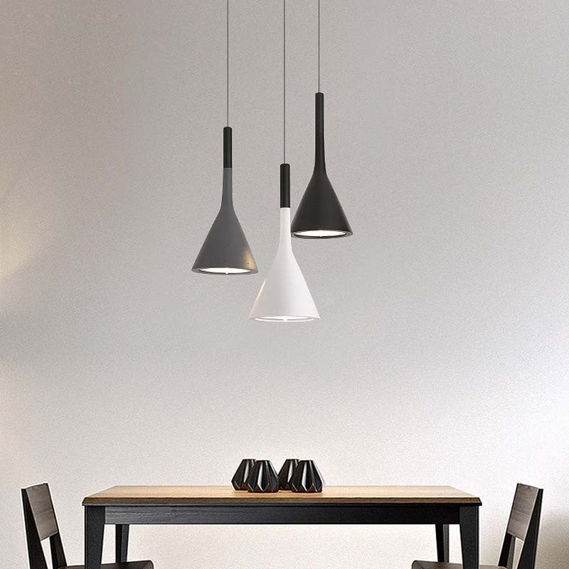 Metal Tapered Hanging Light Nordic Modern Style 1 Light Restaurant Ceiling Pendant Lamp