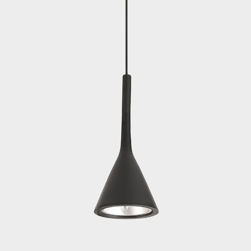 Metal Tapered Hanging Light Nordic Modern Style 1 Light Restaurant Ceiling Pendant Lamp