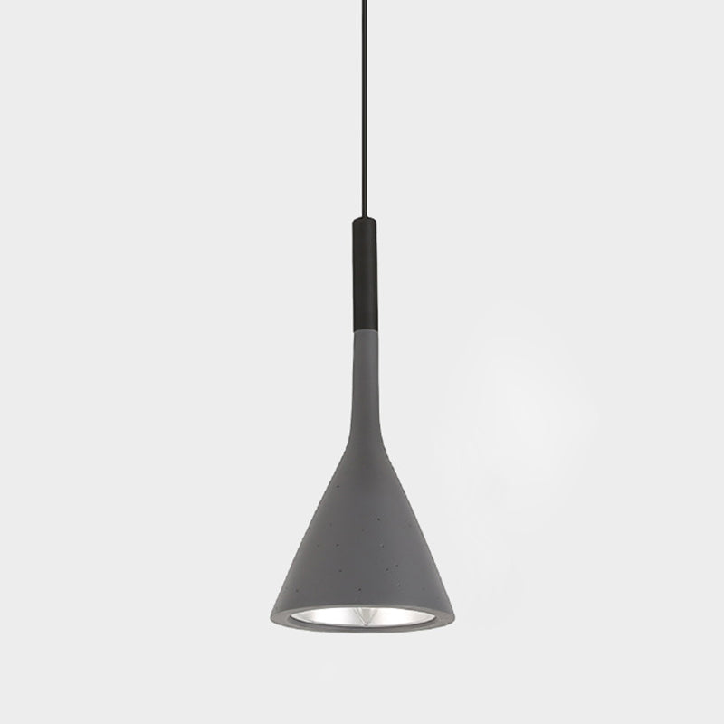 Metal Tapered Hanging Light Nordic Modern Style 1 Light Restaurant Ceiling Pendant Lamp
