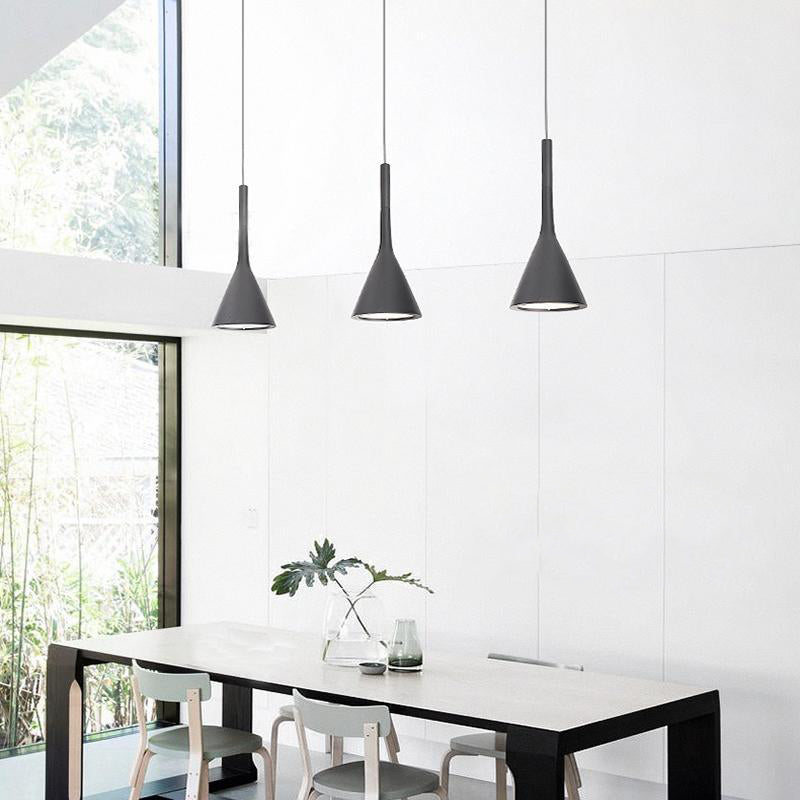 Metal Tapered Hanging Light Nordic Modern Style 1 Light Restaurant Ceiling Pendant Lamp