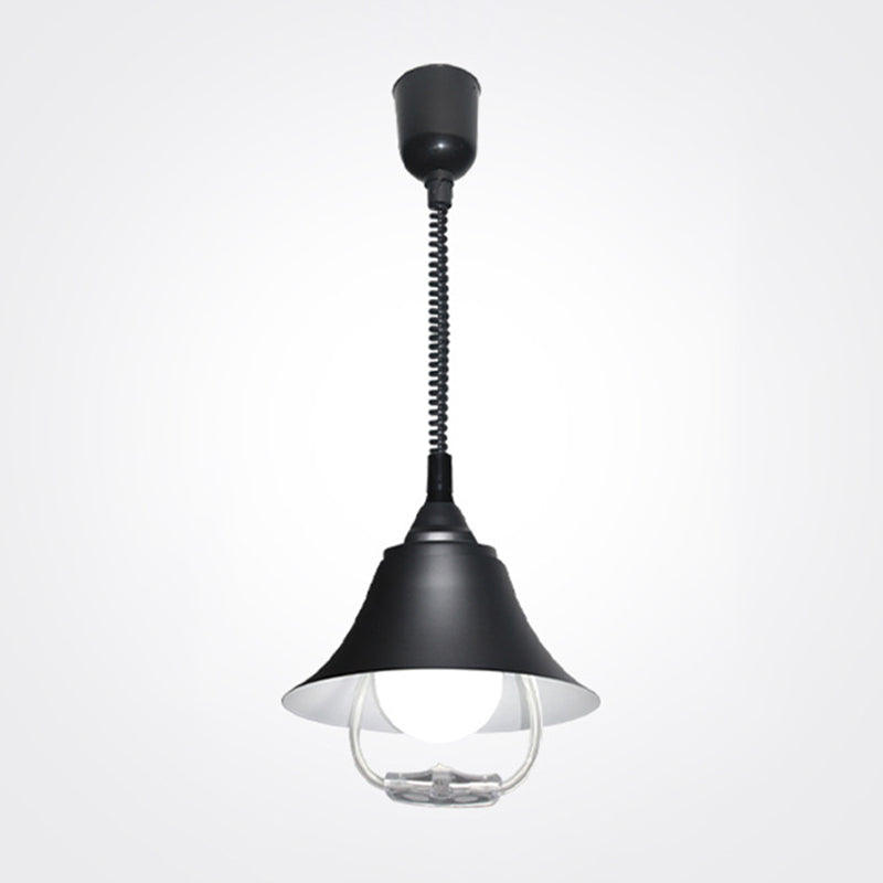 Luz de colgante en forma de campana negra lámpara de suspensión de metal de 1 bombilla nórdica con cable elástico y mango