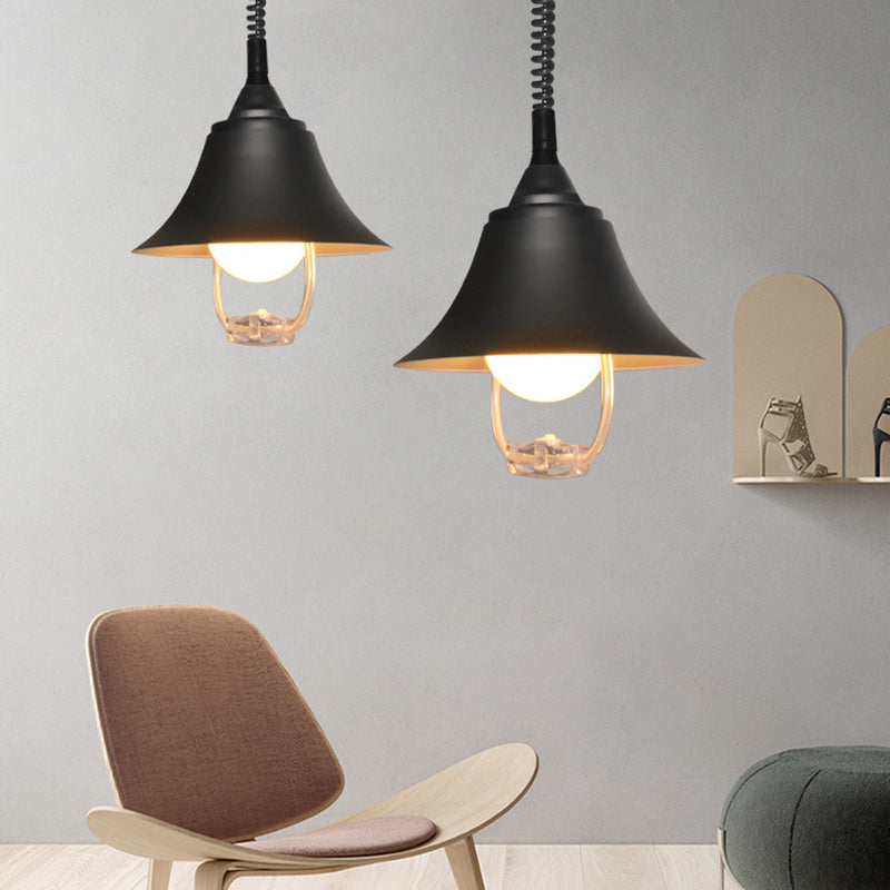 Luz de colgante en forma de campana negra lámpara de suspensión de metal de 1 bombilla nórdica con cable elástico y mango
