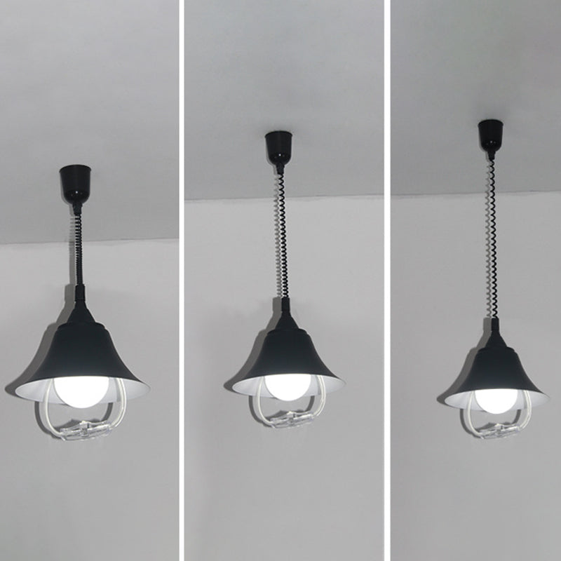 Luz de colgante en forma de campana negra lámpara de suspensión de metal de 1 bombilla nórdica con cable elástico y mango