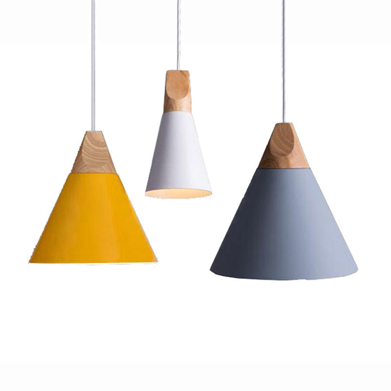Metal Tapered Hanging Light Nordic Style 1 Light Restaurant Ceiling Pendant Lamp with Wooden Top