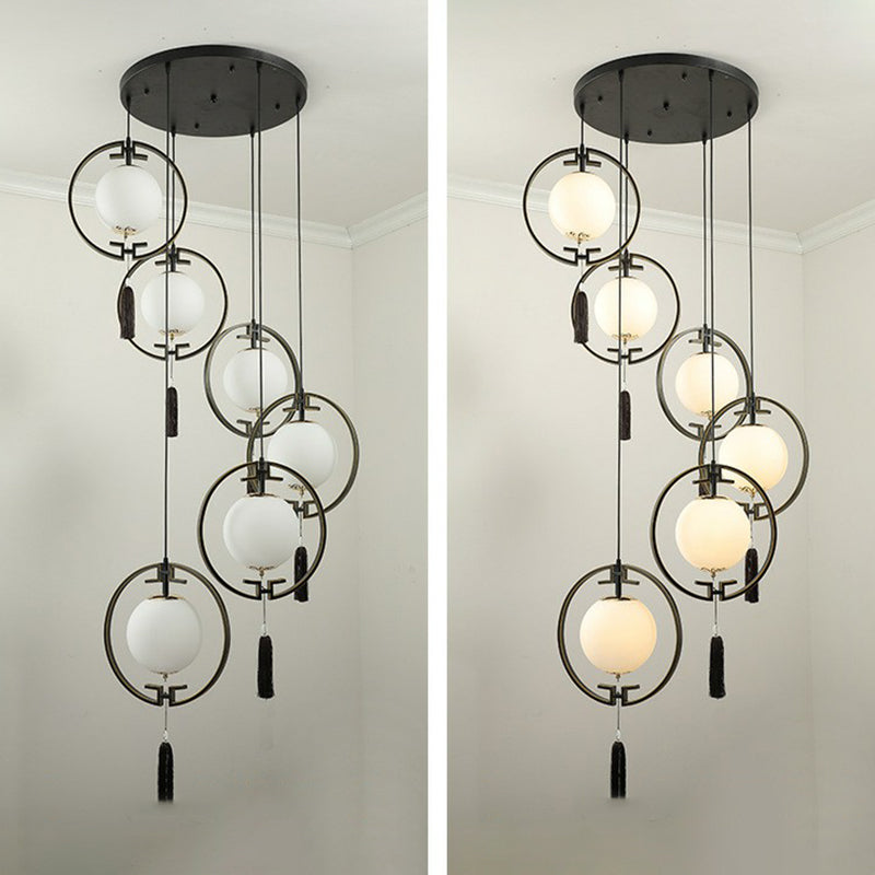 Black Cluster Globe Posting Light Chinoiserie Moderna lámpara de suspensión de vidrio blanco con anillo de borla