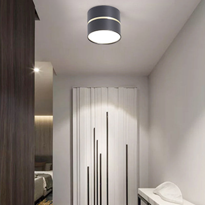 Modern Minimalist Metal Flush Mount Plafond Lamp Cilinder Shape LED Flush Mount Lighting voor slaapkamer
