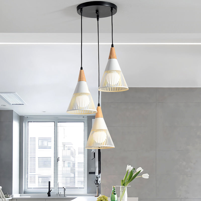 Noordse moderne stijl taps toelopende houten bovenste hanglamp metalen draadkooi woonkamer hangende lamp