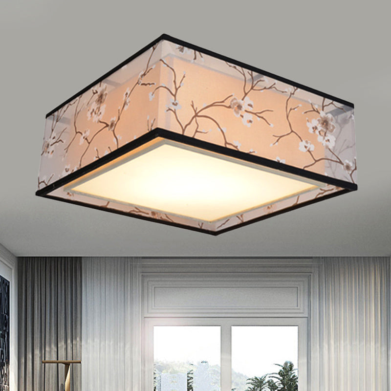 Fabric Square Flush Light Traditional Style 4/5 Lights Living Room Ceiling Flush Mount in White, 16"/19.5"/23.5" Wide