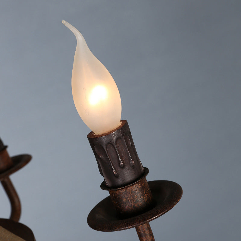 Massivholz Traditioneller Kronleuchter Rost Candlestick Lampenhalter Vintage -Beleuchtung Anhänger mit dekorierter Eisenanhängerkugel