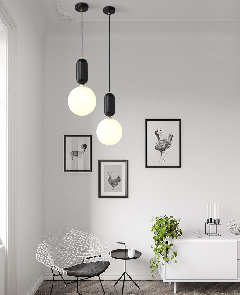 Nordische minimalistische Gla-Globus Hanging Lampe Single-Bulb Kreative Ausrufezeichen Anhänger Licht für Schlafzimmer