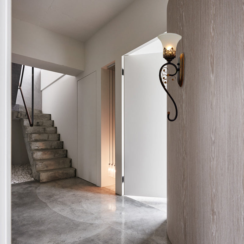 Lámpara de montaje de pared de 1 cabeza negra y dorada de la pared de la pared del campo del brazo curvado del brazo del brazo de la iluminación