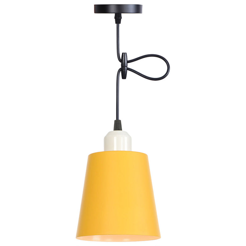 Buntes zylindrisches Makaroon hängend hängendes leichter nordischer Metall -Federlampe für Schlafzimmer Esszimmer