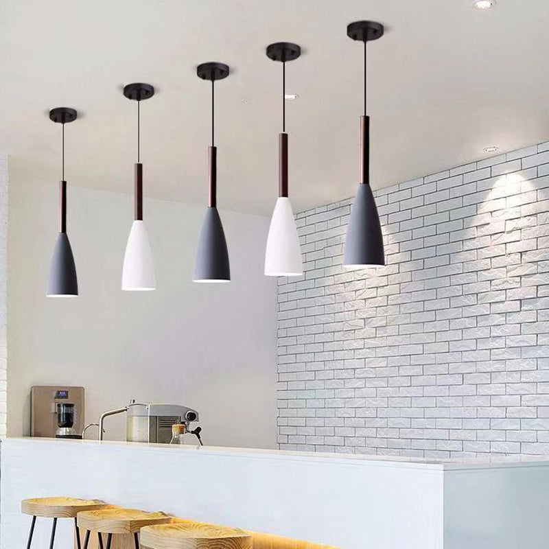 Ultra-moderne sich verjüngte Anhänger-Beleuchtungskörper metallische Hanglampe mit Hangschnur für das Restaurant