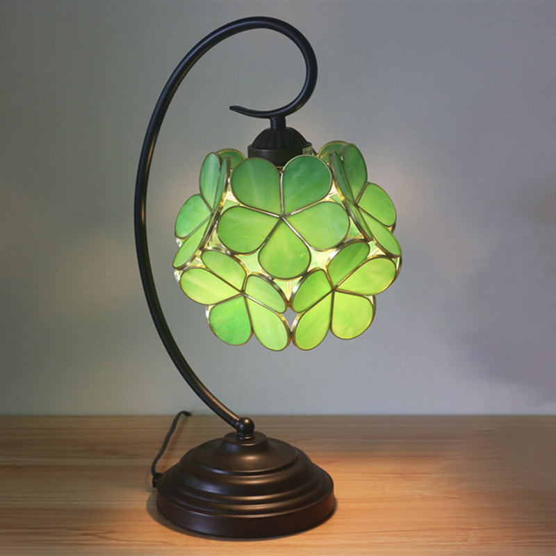 Table en forme de fleur Lumite tête simple beige / rose / jaune en verre Tiffany Style Table table de nuit pour chambre à coucher