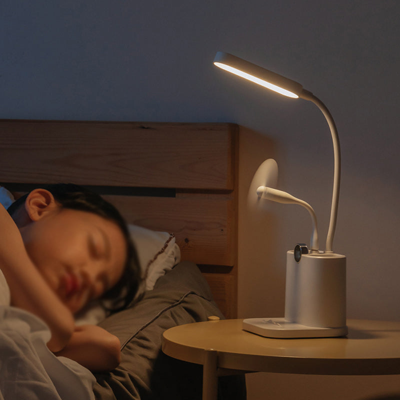 Luz de mesa moderna Luz de mesa con puerto USB Plastic 1 Lámpara de mesa de luz