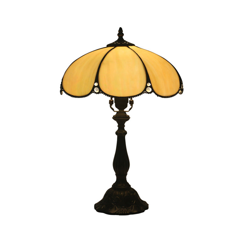Lampe à table festonée beige baroque élégant coche simple tache de nuit en verre pour chambre à coucher