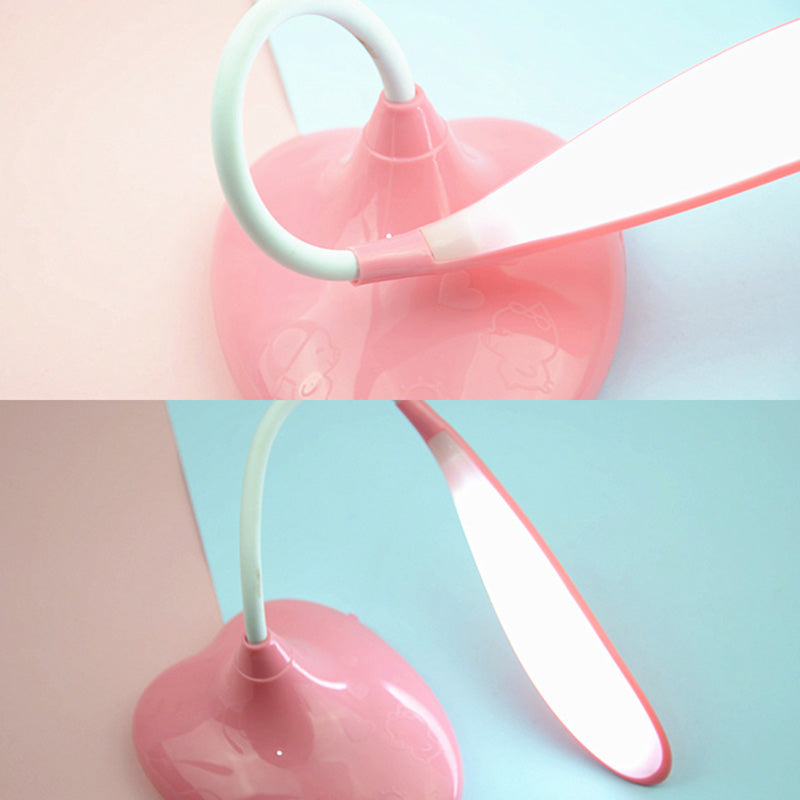 Mini lámpara de mesa LED de carga USB Luz de lectura de protección de oculares para el dormitorio para el dormitorio