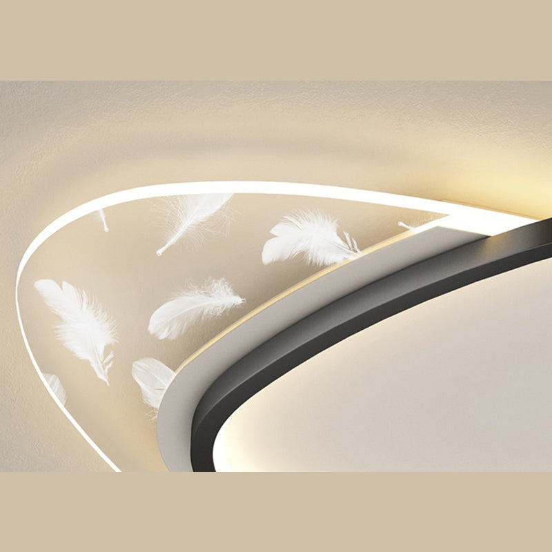 Verspreid ovale LED-plafondlamp in moderne eenvoud, smeedijzeren plafondarmatuur voor binnenruimtes