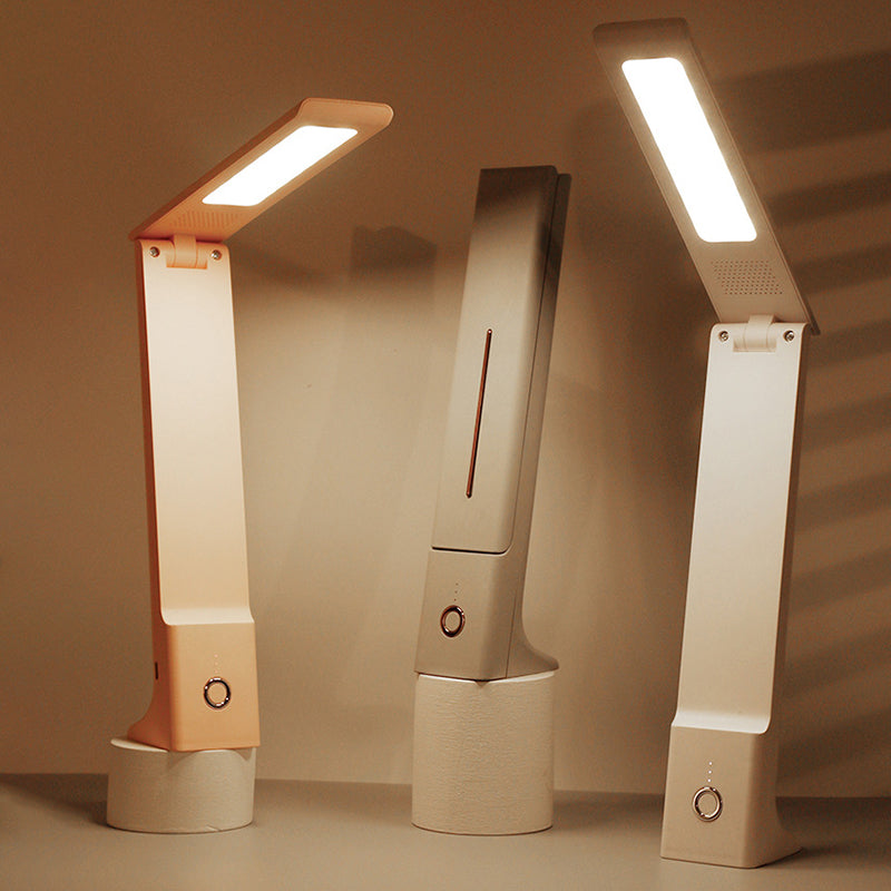Modern Table Lamp With Usb Port Plastic Table Light