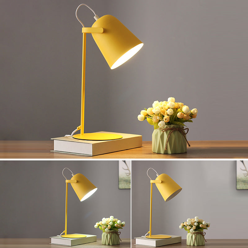Lampada da tavolo da tavolo da tavolo in stile da 13,7 "sfumatura a campana in metallo semplicità di lettura di lettura per camera da letto