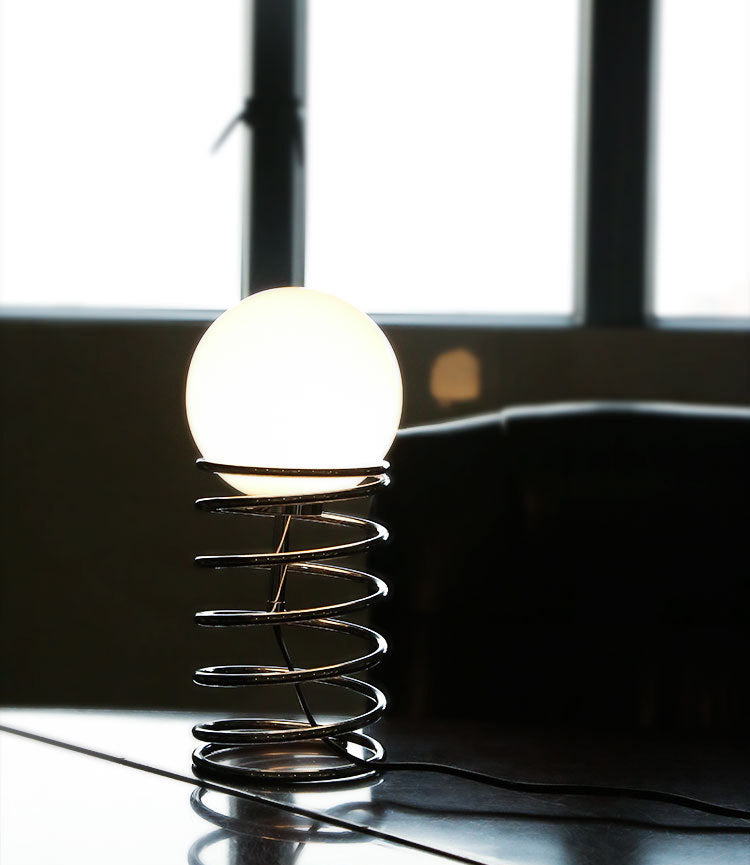 Lampada da tavolo a molla cromata Lampada da comodino minimalista in vetro bianco a 1 lampadina per camera da letto