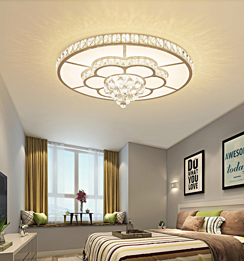 Minimalist Round Flush Ceiling Light Crystal Sitting Room LED Flush Mount Fixture in White